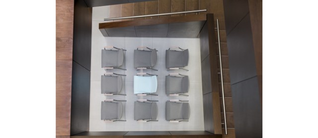 Cadeira κάθισμα πολλαπλών χρήσεων